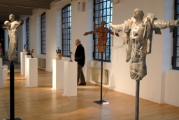 "Wskrzeszenie Łazarza", 1998; "Uwolniony", 1991; "Ukrzyżowanie św. Marcina", 1978