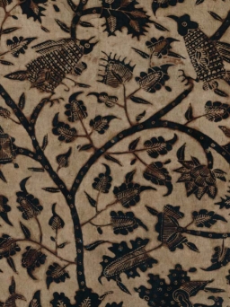 SLENDANG LOKCAN, Chiński warsztat z północnej Jawy, prawdopodobnie Indramayu, tkanina wykonana na eksport na Bali lub Sumatrę, początek XX w. Chiński jedwab, batik tulis, barwniki naturalne.POCHODZENIE: Jani’s Place, Ubud, Bali.