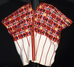 Bluzka damska - „huipil” dla turystów, Indianie Maya, Chichicastenango (Gwatemala), pocz. lat 70. XX w.